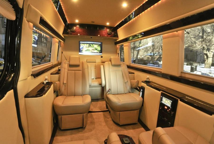  Mercedes-Benz Sprinter Brilliant Van 2011 года  (фото 2 из 14)